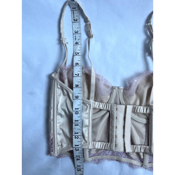 Victoria's Secret Cream Satin Corset Balconette Bra Pink Lace Trim Size 32D Cute - Picture 10 of 10